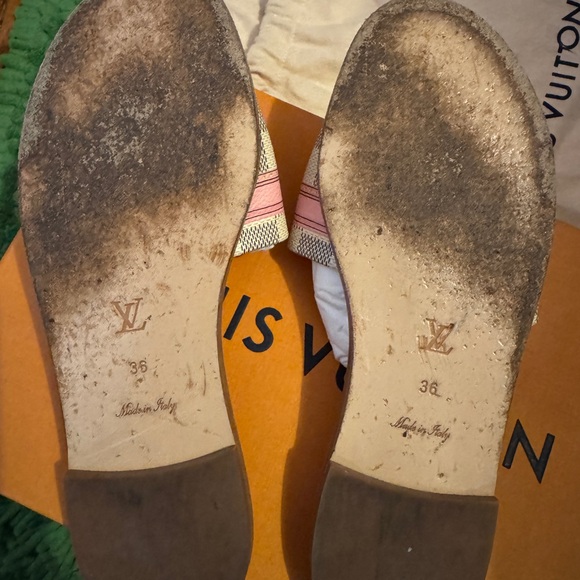 Louis Vuitton Checkered Sandals - Picture 5 of 7